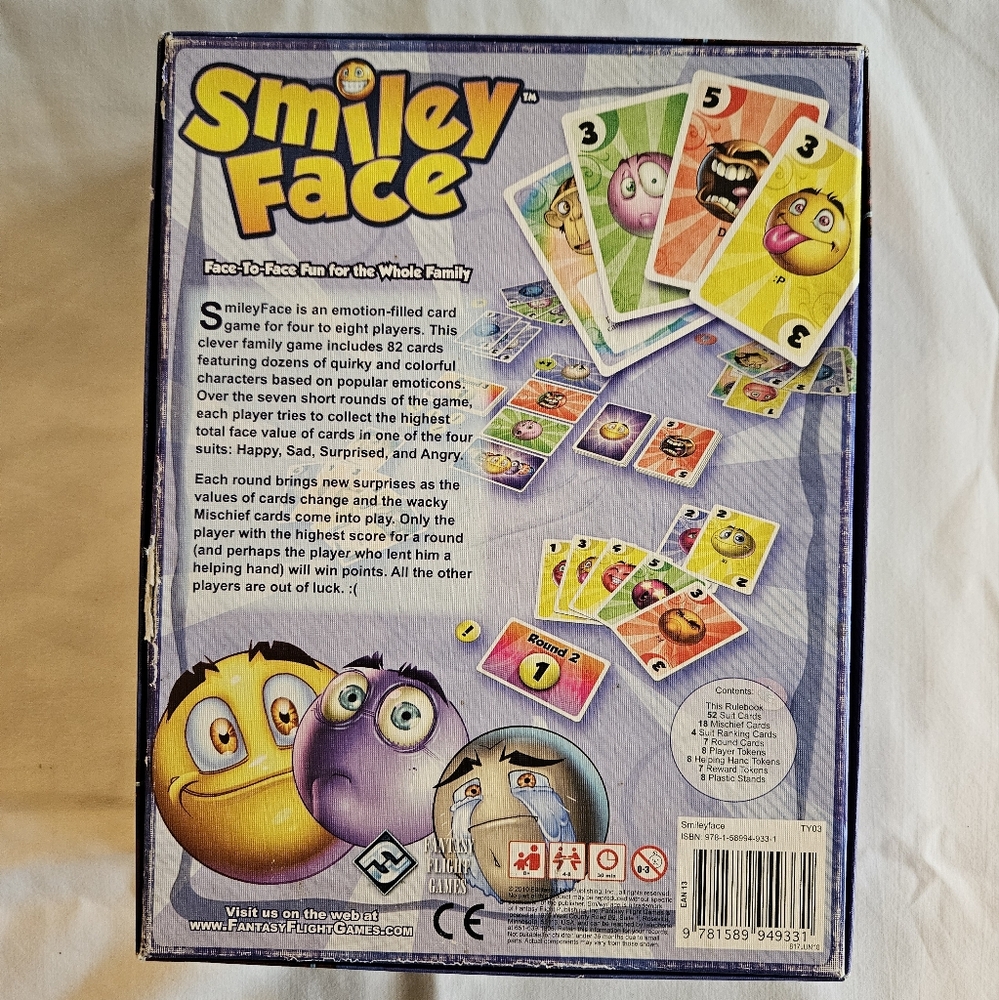 Free if added to a bundle! Smiley Face: a Family Game for 4 to 8 players - Picture 2 of 7